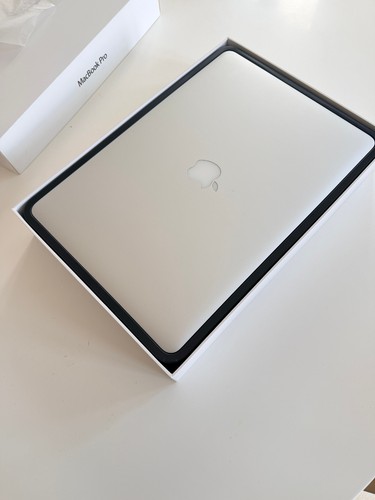 Macbook pro retina inch - retina, 15-inch